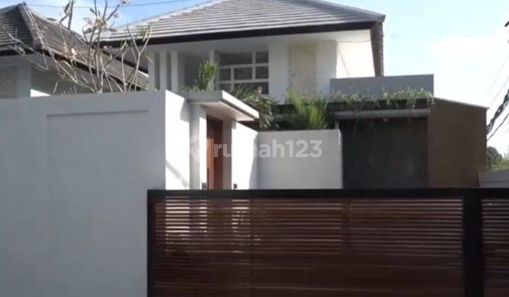 Hot List Di Jual Villa Lokasi Taman Giri Nusa Dua Kuta Selatan Badung  1