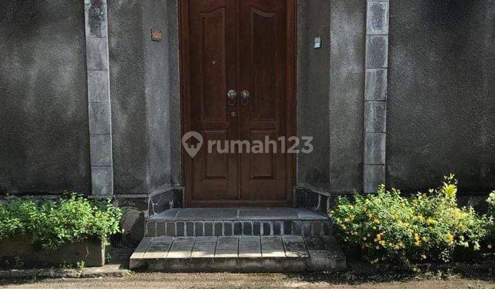 TOP URGENT DI JUAL VILLA LOKASI MOH YAMIN RENON DENPASAR SELATAN
 1