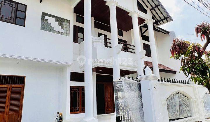 Di JUAL RUMAH SUDAH DI RENOV TOTAL FULL BARU SEMUA 1