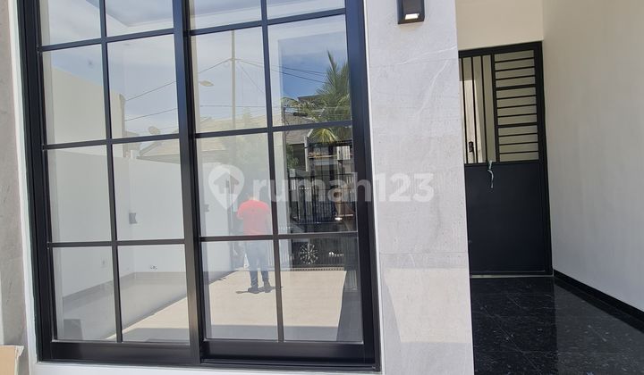 Sangat Istimewa Dan Jarang Ada Sewa Rumah Darmo Baru Gress 2