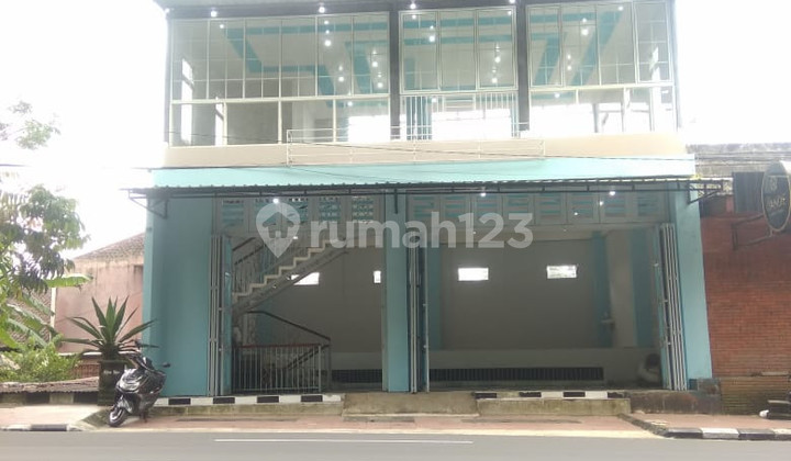 Premium 3-Story Commercial Space Investment on Main Jl. Sudirman Route Near Artos Mall, South Tidar, South Magelang