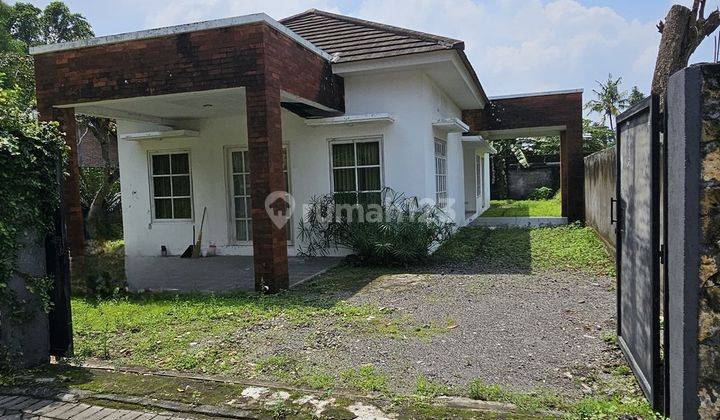 Rumah Dijual Dekat Kampus Uty 2