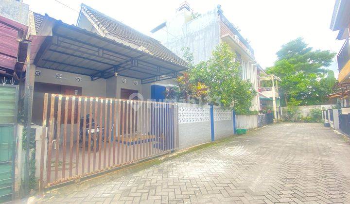 Rumah Dalam Perum Dekat Ugm Dan Jcm 2
