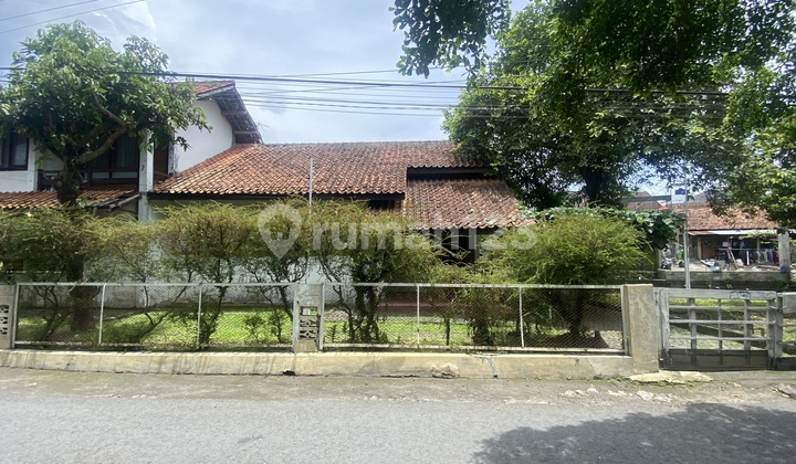 Rumah 1 Lantai di Dekat Jalan Damai