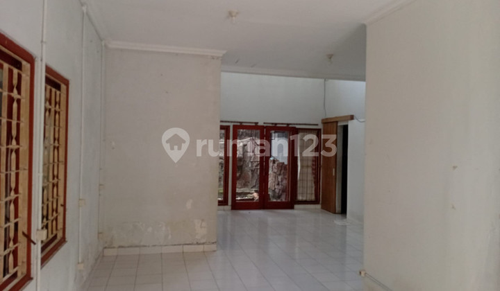 Rumah Dalam Perum Taman Griya Indah Lokasi Dekat Mirota Godean 2