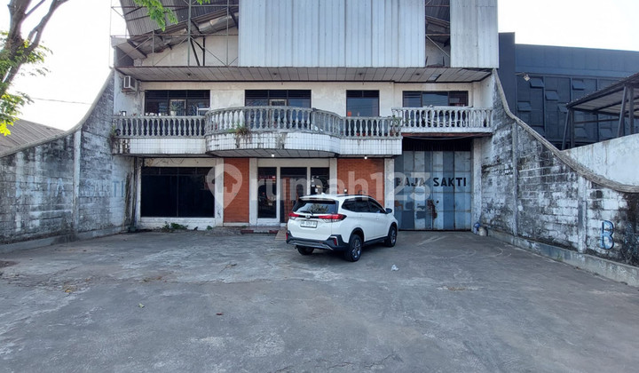 Tanah Bonus Bangunan Cocok untuk Gudang Lokasi Jalan Magelang Yogyakarta