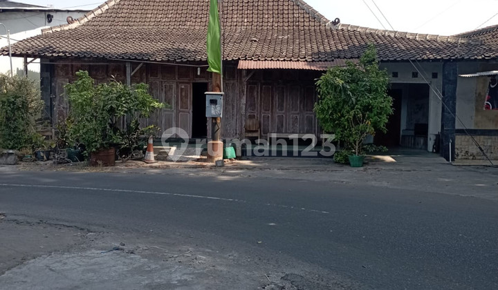 Rumah Model Jawa Lokasi Strategis di Klaten Utara