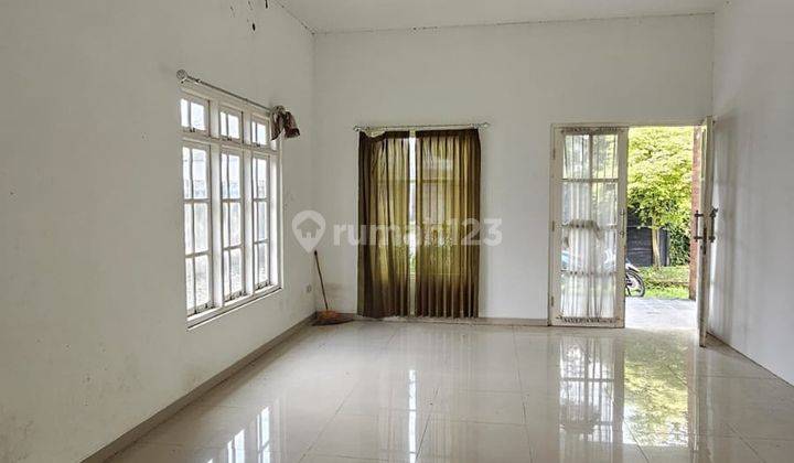 Rumah Dijual Dekat Kampus Uty 2