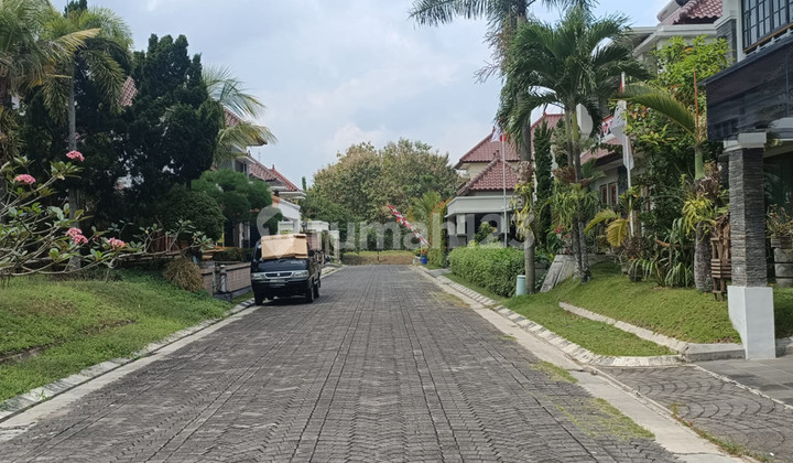Rumah Mewah di Dalam Perumahan Pesona Merapi Ngaglik Sleman . 2