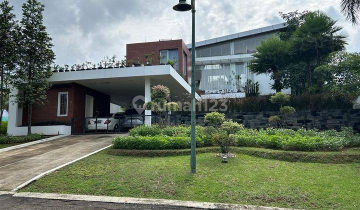 Jual rumah mewah klasik modern di Sentul City 1