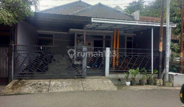 DH-041 DI JUAL RUMAH SIAP HUNI DI KOMPLEK ARCAMANIK 1