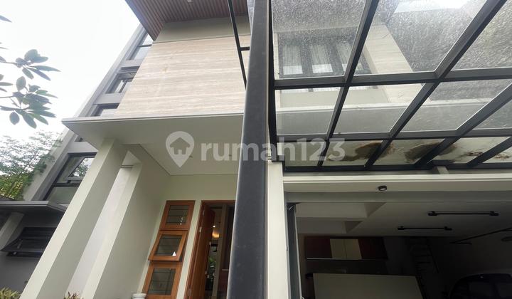 Dr-01 Dijual Cepat Rumah Mewah Sayap Gatsu Di Tengah Kota Bandung Dr-01 Dijual Cepat Rumah Mewah Sayap Gatsu Di Tengah Kota Bandung