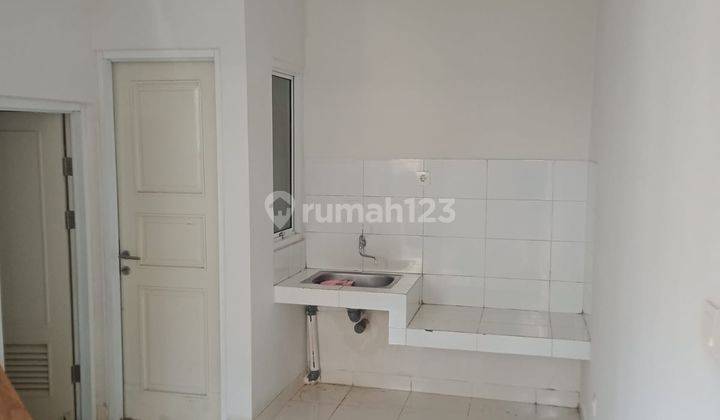 Rumah 2 Lantai Cluster Virginia Dekat ke Summarecon Mall, Kosongan 2