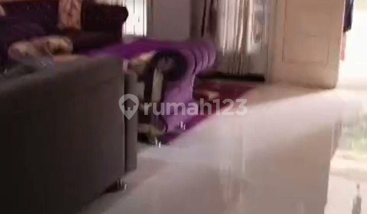 Disewakan Rumah Full Furnish Siap Huni Disewakan Rumah Full Furnish Siap Huni