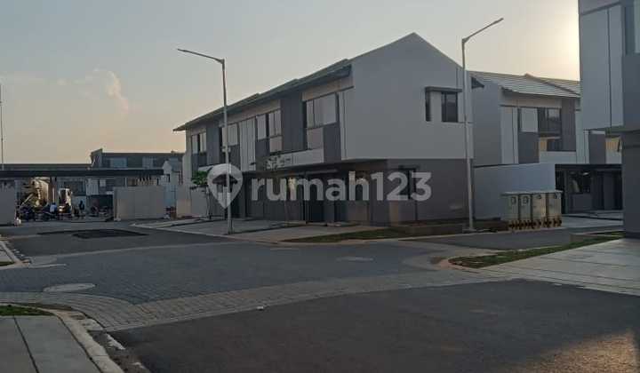 Park Serpong 3 Bedrooms Adjacent to Gading Serpong