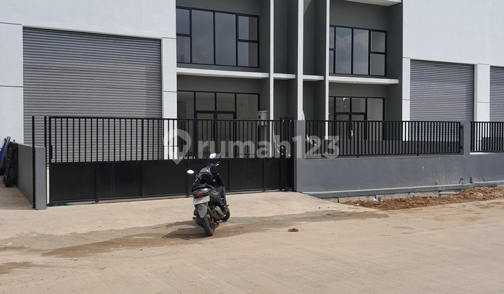 Cheap Warehouse BSD.blessindo Near Highway Access Cheap Warehouse BSD.blessindo Near Highway Access