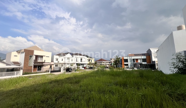 di Cluster Empire Park Sentul City, Bogor