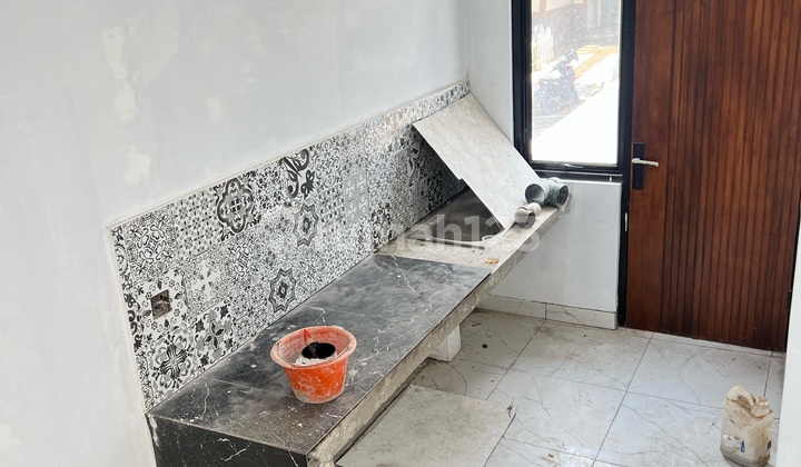 For Sale Neat Ready-to-Live House Strategic Location Easy Access 2