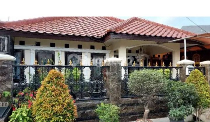 Rumah Siap Huni di Karang Tengah Tangerang - Lokasi Strategis, Harga Terjangkau!