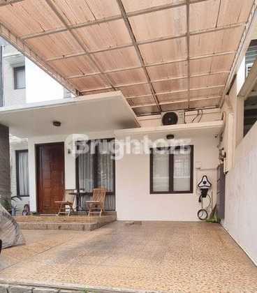 Rumah 2 Lantai 3 Kamar Tidur di Mega Kebon Jeruk Rumah 2 Lantai 3 Kamar Tidur di Mega Kebon Jeruk