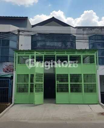 Ruko Strategis di Daan Mogot, 2½ Lantai, SHM