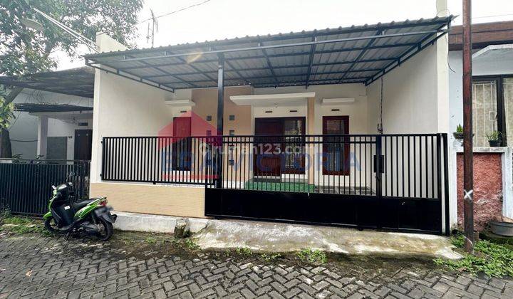 Rumah Bagus SHM di Blimbing, Malang 1