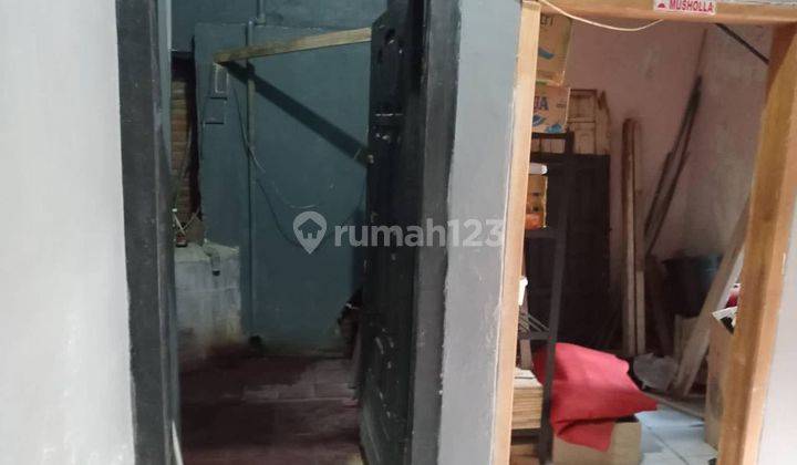 Rumah 2 Lantai Bagus SHM di Sumberpucung, Malang 2