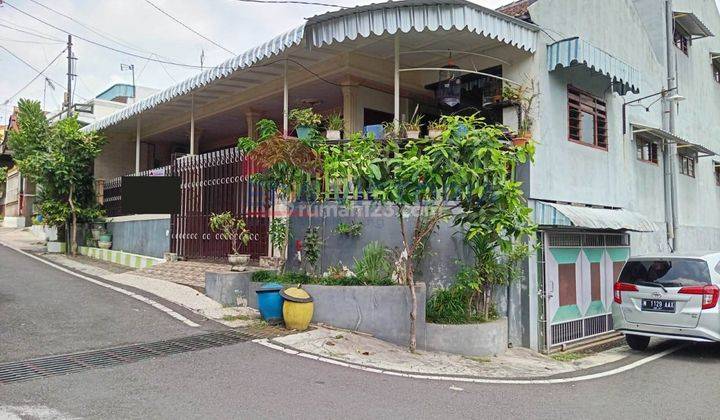 Rumah Kos Kamar Banyak Dekat Terminal di Arjosari, Malang 2