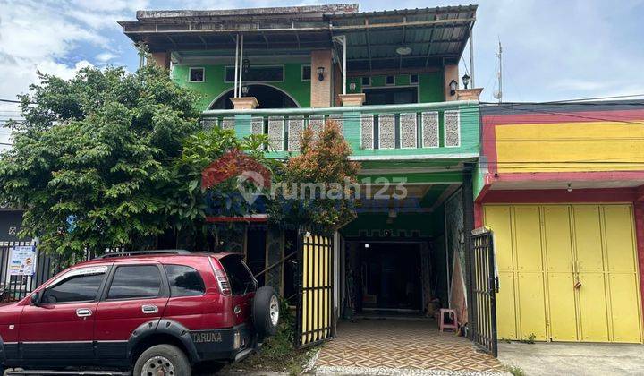 Rumah 2 Lantai Bagus Pinggir Jalan Provinsi di Singosari, Malang 1