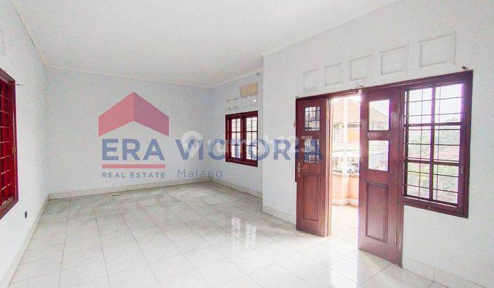 House for Sale in Gatot Subroto Area, Strategic Location 2