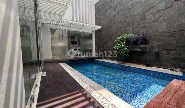 For Rent Rumah 3 Lantai SHM di Cipete, Jakarta Selatan 1