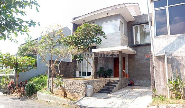 Dijual Rumah Elite 2 Lantai di Ciwaruga Sayap Setiabudi Bandung 1