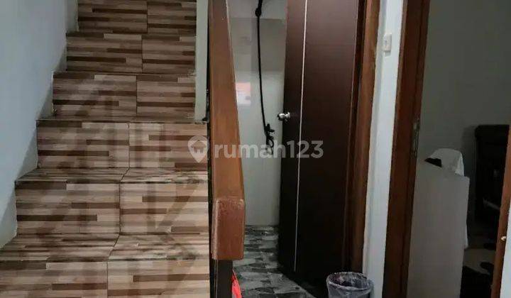 Dijual Rumah Konsep Bali di Sariwangi Lokasi Strategis, SHM 2