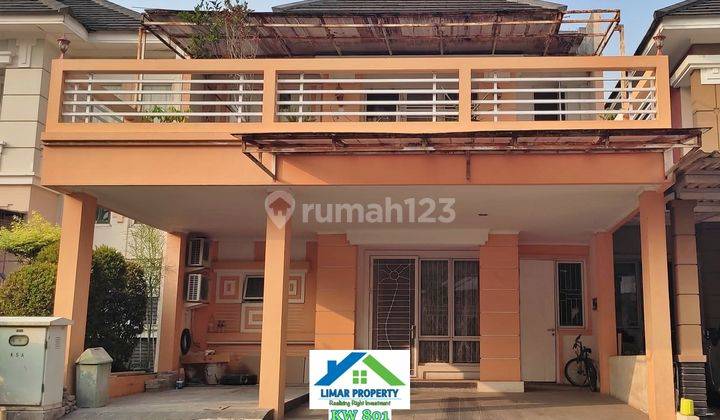 Rumah 2,5 Lantai Semi Furnish Harga Bagus di Kota Wisata Cibubur 1