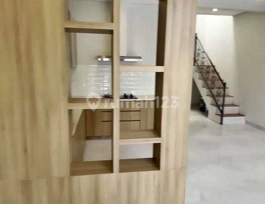 Rumah Siap Huni Harga Nego Sampai Deal di Legenda Wisata Cibubur 2