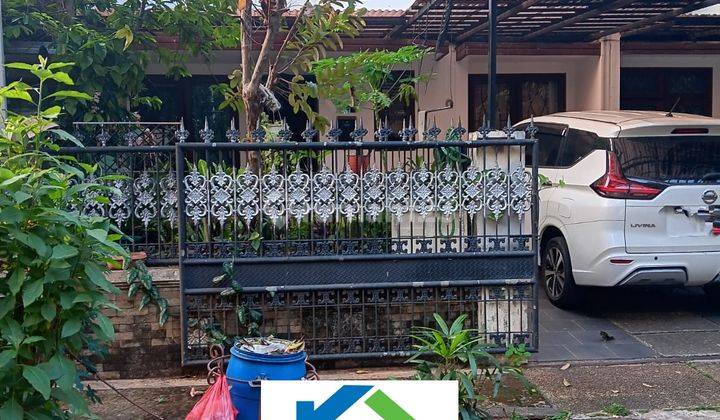 Rumah 1,5 Lantai Siap Huni Harga Bagus di Raffles Hills Cibubur 1