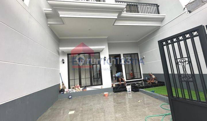 Dijual rumah klasik mewah elegan di araya 2