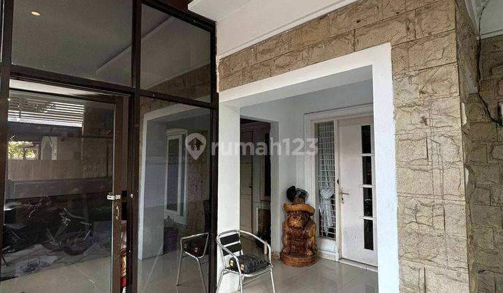 Rumah Bagus 3 Lantai SHM di Pantai Mentari, Surabaya 2