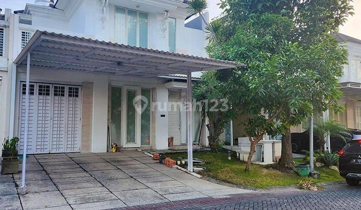 Rumah Bagus 2 Lantai Furnished di Pakuwon Indah The Mansion, Surabaya 1