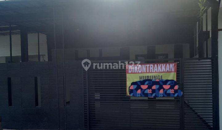 Rumah Bagus Minimalis 3 Kamar Tidur di Mulyosari Tengah 1