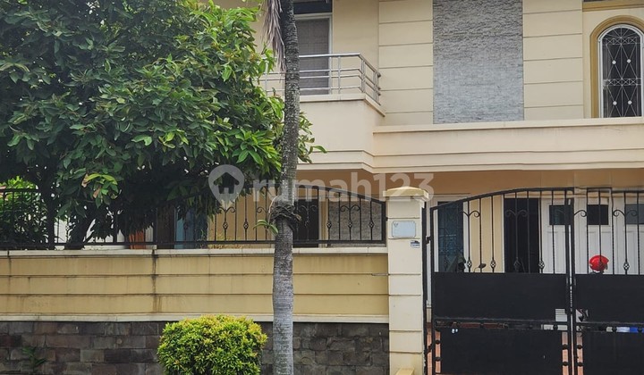 Disewa Rumah Mewah Furnish di Permata Buana