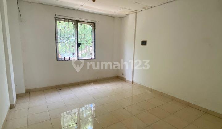 For Rent 2-Story Shop House in Taman Surya 5