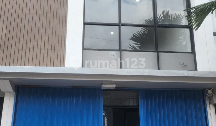 For Rent Hive Parc Shop House in Karawaci