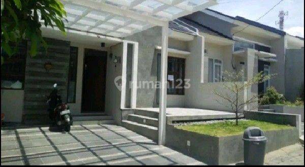 Dijual Rumah Bagus Dengan Konsep Villa di Mekarwangi, Parongpong 1