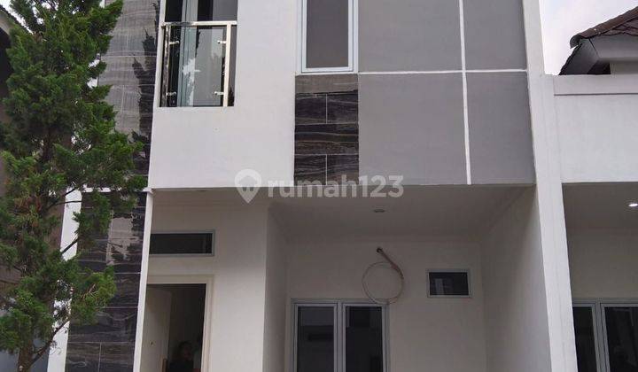 Di Jual Rumah Keren Murah Pisangan Bergaya Eropa Jakarta Timur  1