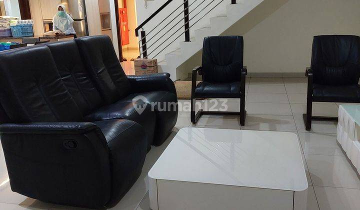 Dijual Penhouse Sherwood Residence, Kelapa Gading, Jakarta Utara 2