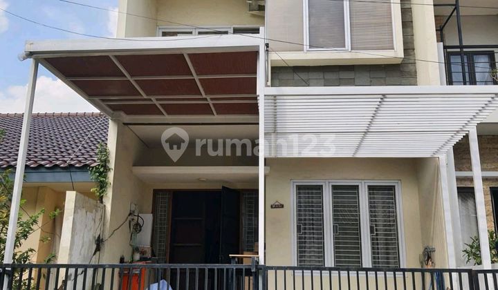For Sale 3-Story Renovated House in Kelapa Gading For Sale 3-Story Renovated House in Kelapa Gading
