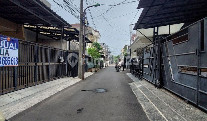 For Sale Ready-to-Occupy House in Kelapa Molek, Kelapa Gading, North Jakarta 2