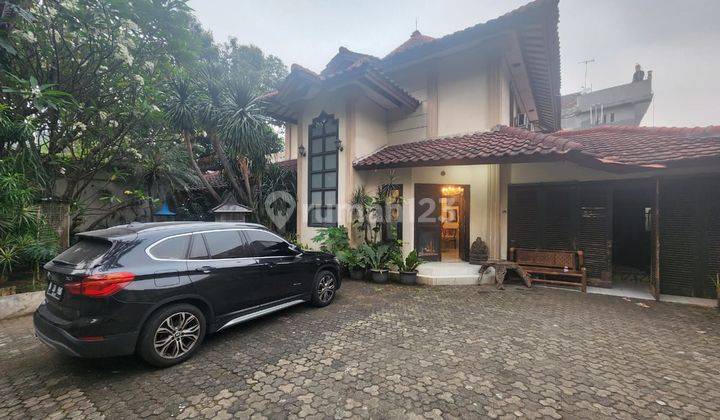 Rumah Minimalis di Kawasan Kebayoran Baru  1