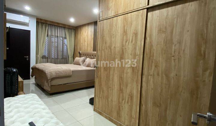 Rumah mewah Fully Furnished Siap Huni di Cimanggis  2